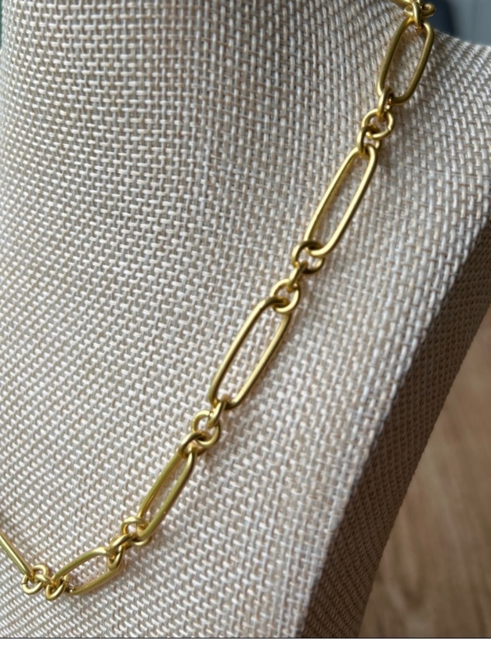 Madewell Gold Link Chain Necklace - adjustable 15-18 inches dainty Jewelry - Picture 8 of 8